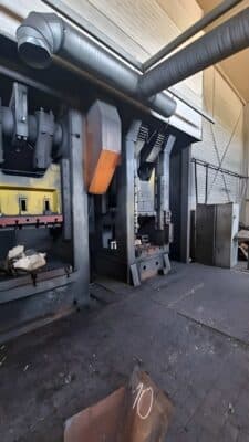 Prensa de desbarbado Smeral LKO 500 S - 500 ton (Foto 7)