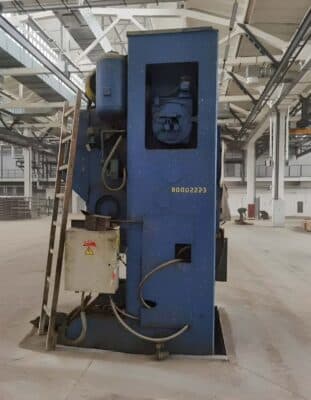 Prensa de rodilla Barnaul K8340 - 1000 ton (Foto 5)