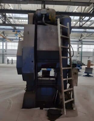 Prensa de rodilla Barnaul K8340 - 1000 ton (Foto 2)