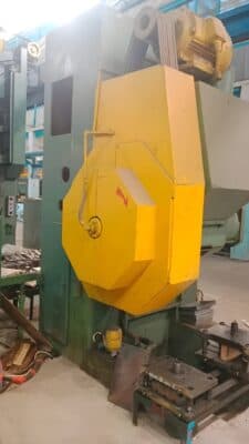Prensa de extrusión en frío Barnaul K0034 - 250 ton (Foto 3)
