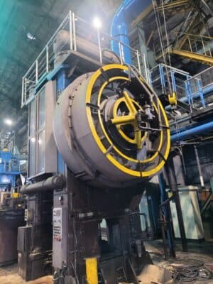 Prensa de estampación en caliente TMP Voronezh K8544 - 2500 ton (Foto 3)