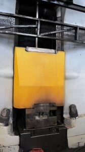 Martillo de forja hidráulico Lasco KGK 1600 - 16000 mkg (ID:S89763) - Dabrox.com
