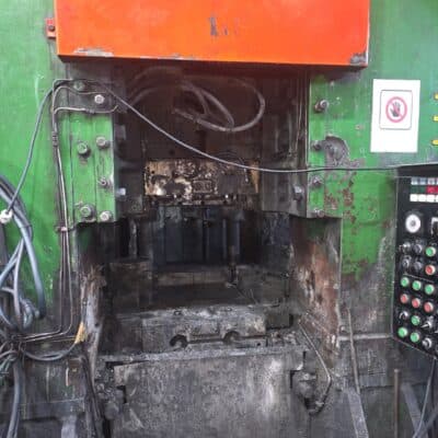 Prensa de forja en caliente TMP Voronezh KB8043 - 2000 ton (Foto 3)