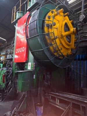 Prensa de forja en caliente TMP Voronezh KB8043 - 2000 ton (Foto 1)