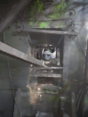 Prensa de forja en caliente TMP Voronezh KB8043 - 2000 ton (Foto 8)