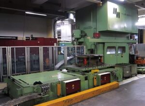 Prensa de estampación Muller Weingarten - 400 ton