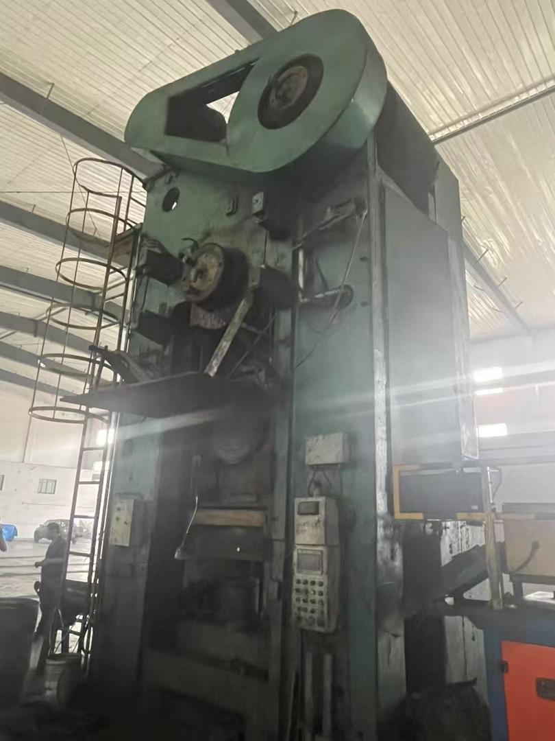 Prensa de forja Smeral LZK 2500 - 2500 ton (ID:76311) - Dabrox.com