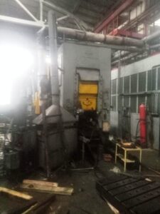 Prensa de extrusión en frío Barnaul - 250 ton