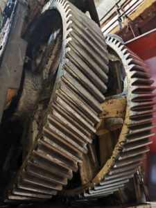 Prensa de rodillera Barnaul K8340 - 1000 ton (ID:76325) - Dabrox.com