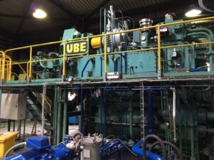 Prensa de extrusión UBE 800 MT - 800 ton (ID:75467) - Dabrox.com