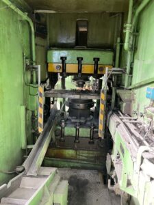 Prensa de forja en frío Aida PK-200 - 2000 ton (ID:76330) - Dabrox.com