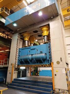 Prensa de estampación TMP Voronezh K4043 - 2000 ton (ID:76332) - Dabrox.com