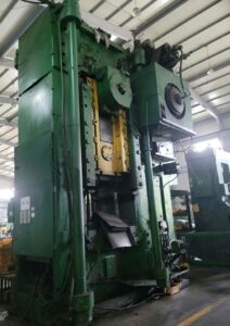 Prensa de extrusión en frío Barnaul KB0040 - 1000 ton (ID:76323) - Dabrox.com