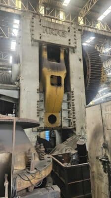 Prensa de forja en caliente NKMZ Kramatorsk 6300 - 6300 ton (Foto 9)
