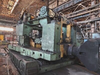 Manipulador de forja Ryazan MK10 - 10 ton (Foto 3)