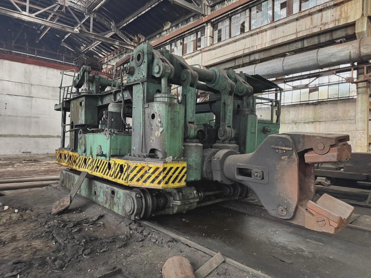 Manipulador de forja Ryazan MK5 - 5 ton